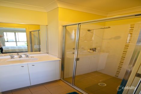 Property photo of 10 Paringa Avenue Davistown NSW 2251