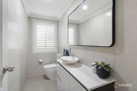 Property photo of 32 Rivergum Way Rouse Hill NSW 2155