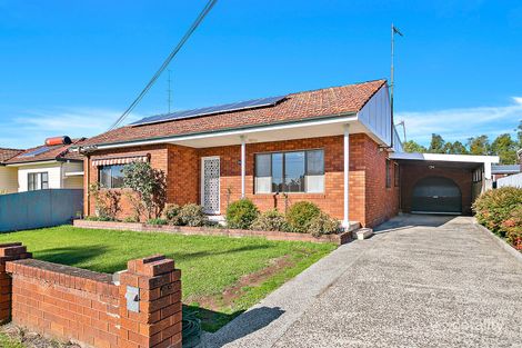 Property photo of 24 Ellengowan Crescent Fairy Meadow NSW 2519
