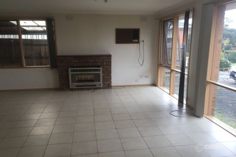 Property photo of 9 Raven Crescent Narre Warren VIC 3805