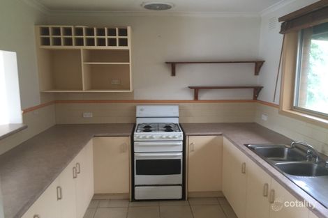 Property photo of 9 Raven Crescent Narre Warren VIC 3805