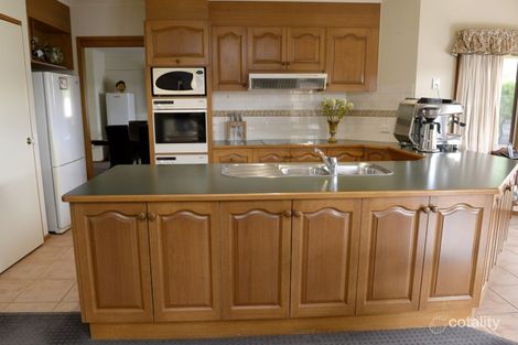 Property photo of 21 Merino Drive Shepparton VIC 3630