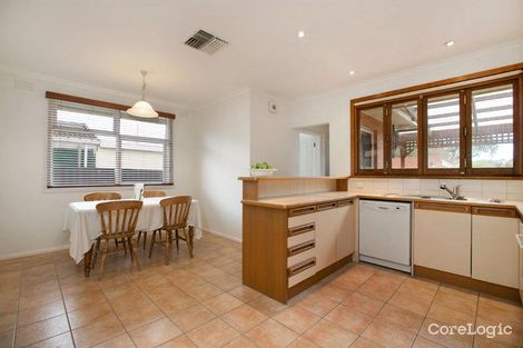 Property photo of 4 St Marks Close Dingley Village VIC 3172