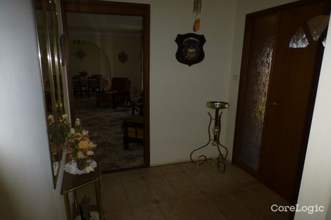 Property photo of 8 Elouera Place Parkes NSW 2870
