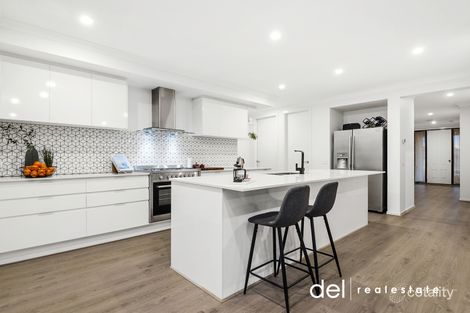 Property photo of 27 Abundance Circuit Clyde VIC 3978