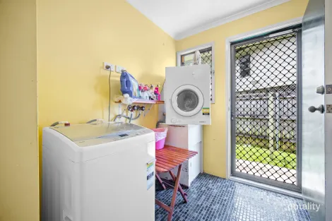 Property photo of 12 Aruma Close White Rock QLD 4868