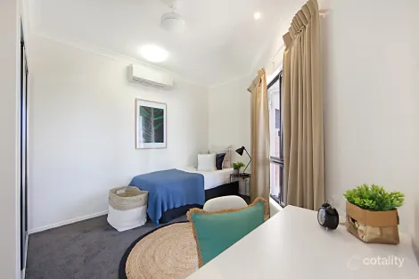 Property photo of 18 Lockyer Place Mount Louisa QLD 4814