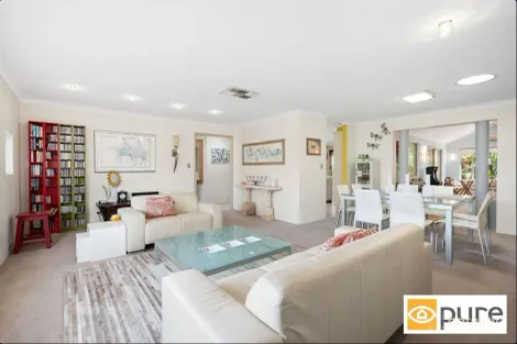 Property photo of 76 Bridgewater Drive Kallaroo WA 6025