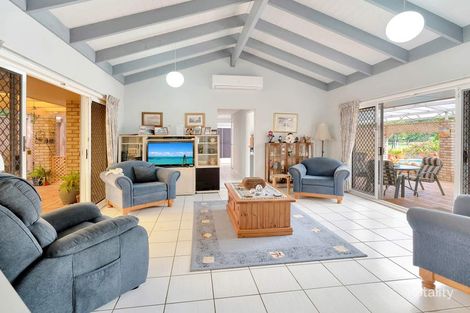 Property photo of 8 Lockhart Place Helensvale QLD 4212