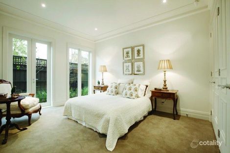 Property photo of 3/28 Manningtree Road Hawthorn VIC 3122