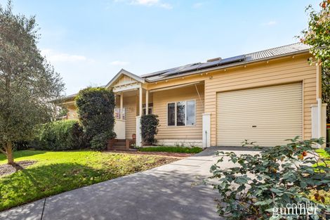28 St Leonards Rd, Healesville, VIC 3777