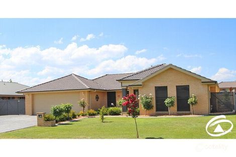 16 Brooklands Dr, Orange, NSW 2800