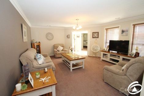 Property photo of 16 Brooklands Drive Orange NSW 2800