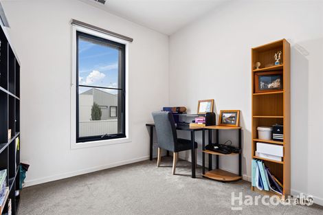 Property photo of 28 Spirit Boulevard Cranbourne East VIC 3977