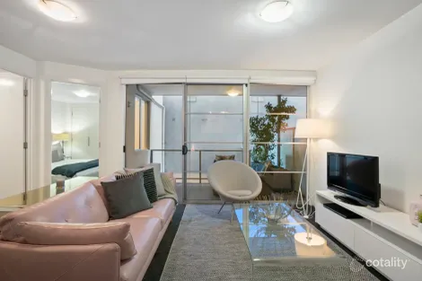 Property photo of 2/26 Clifton Street Prahran VIC 3181