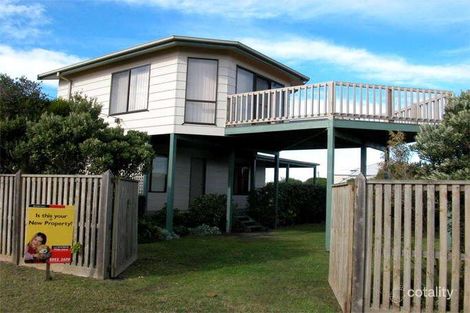 Property photo of 15 Barry Street Sunderland Bay VIC 3922