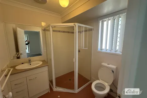 Property photo of 35 Davis Crescent Gatton QLD 4343