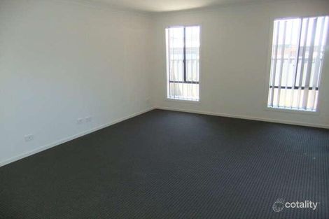 Property photo of 43 Brigalow Drive Truganina VIC 3029