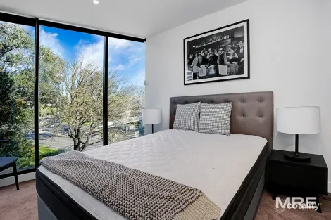 Property photo of 307/8 Bowen Crescent Melbourne VIC 3004