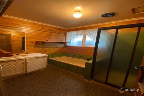 Property photo of 16 Tiverton Drive Mulgrave VIC 3170