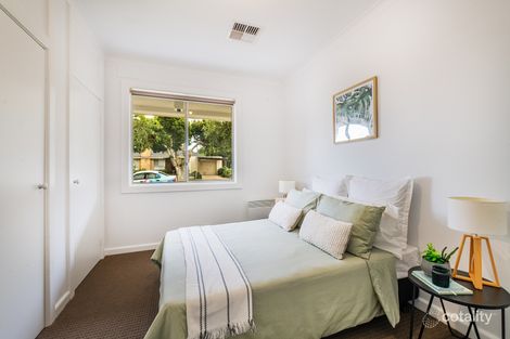 Property photo of 1/31 Farnham Road Bayswater VIC 3153