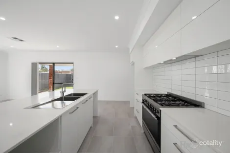 Property photo of 15 Handler Road Forrestdale WA 6112
