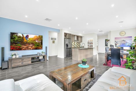 Property photo of 4 Long Road Truganina VIC 3029