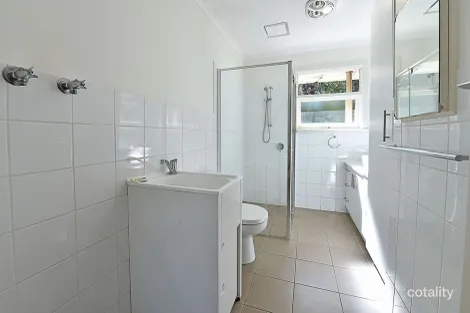 Property photo of 1/12 Ardmillan Road Moonee Ponds VIC 3039