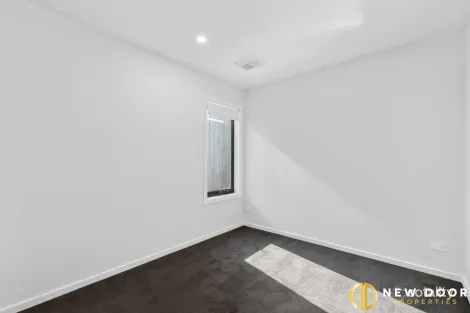 Property photo of 1 Dragon Street Throsby ACT 2914