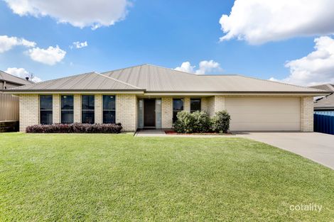 17 Blackley Ave, Raworth, NSW 2321