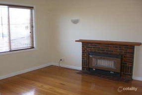 Property photo of 31 Glinden Avenue Ardeer VIC 3022