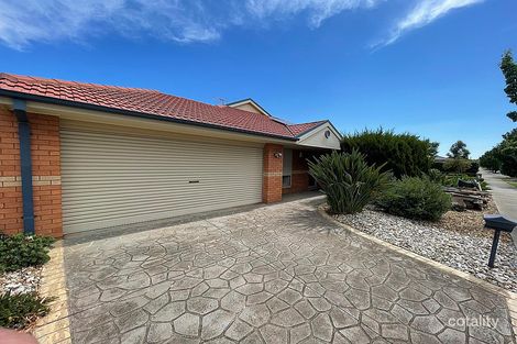 Property photo of 9 Solander Grove Tarneit VIC 3029