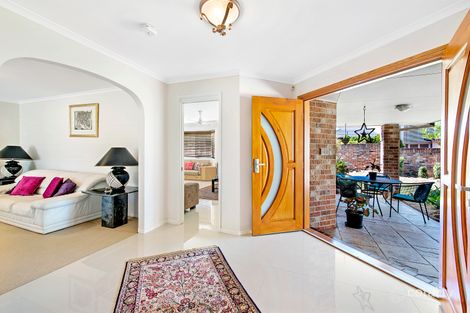 Property photo of 14 Bernardino Court Mermaid Waters QLD 4218