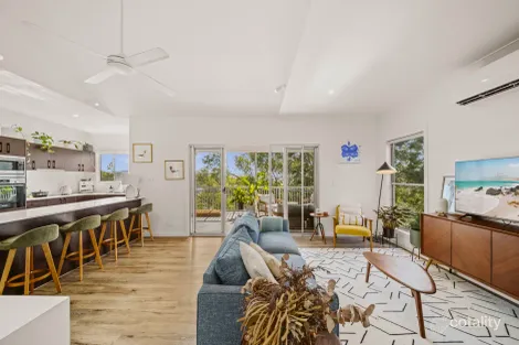 18/4 Fleay Ct, Burleigh Heads, QLD 4220