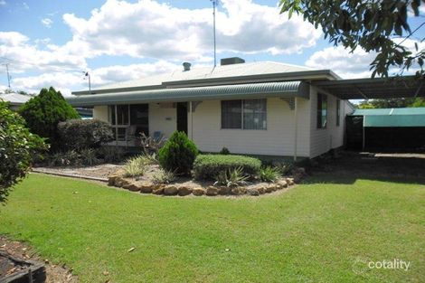 39 Eleanor St, Miles, QLD 4415