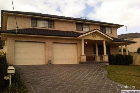 5a Meehan Pl, Campbelltown, NSW 2560
