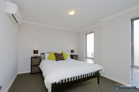 Property photo of 3/3 Peppermint Gardens Aubin Grove WA 6164