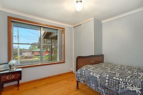 Property photo of 6 Mayling Court Watsonia VIC 3087