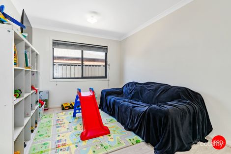 Property photo of 17 Namatjira Boulevard Huntly VIC 3551