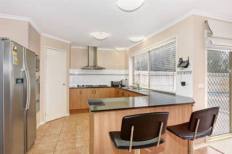Property photo of 9 Lynbridge Crescent Tarneit VIC 3029