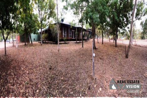 Property photo of 8 Desperado Road Rubyvale QLD 4702