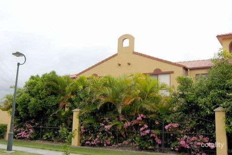 Property photo of 1/8 Woody Views Way Robina QLD 4226