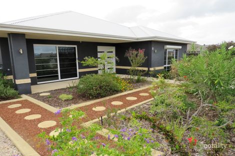 Property photo of 3 Botany Parade Ellenbrook WA 6069