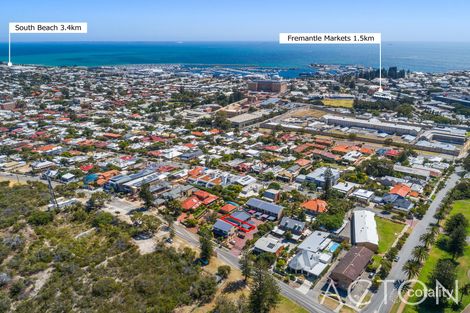 Property photo of 2/5 Swanbourne Street Fremantle WA 6160