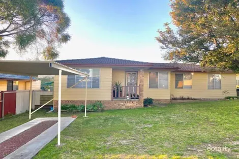 2 Tanunda Cl, Holmesville, NSW 2286