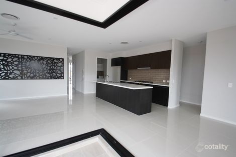 Property photo of 103 Great Sandy Circuit Pimpama QLD 4209