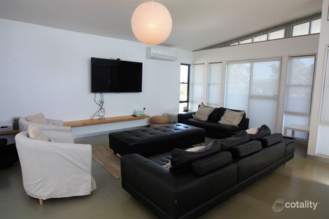 Property photo of 8 The Citadel Manyana NSW 2539