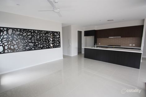 Property photo of 103 Great Sandy Circuit Pimpama QLD 4209