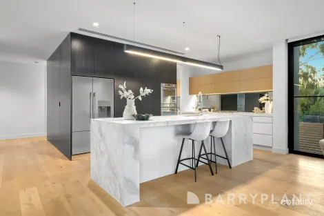 Property photo of 11 Leahy Drive Bundoora VIC 3083