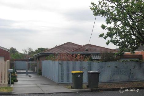 Property photo of 2/10 Wanalta Road Carnegie VIC 3163